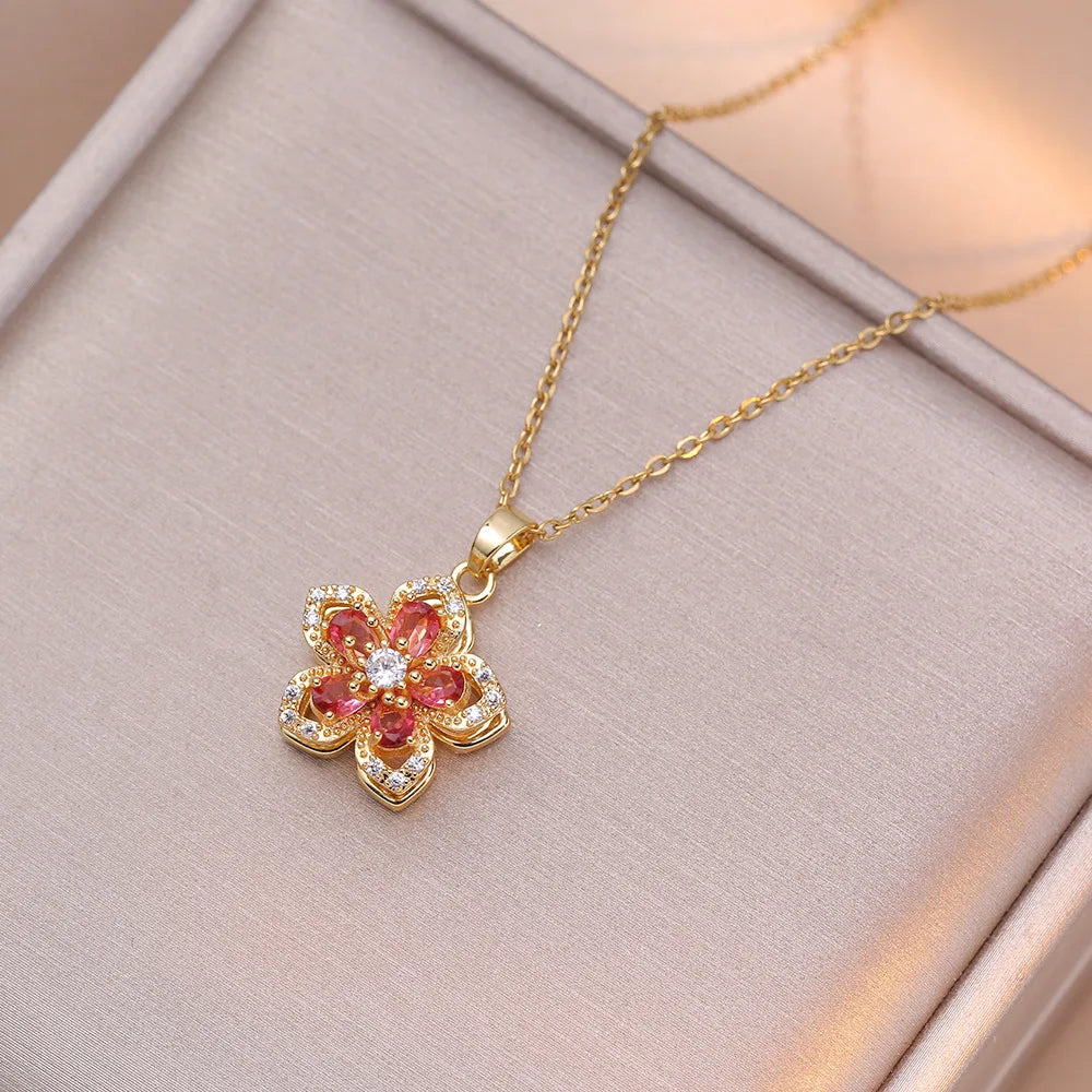 Shiny Zircon Romantic Flower Pendant Necklace For Women Gold Plated Rotatable Flowers Choker Girls Wedding Party Luxury Jewelry