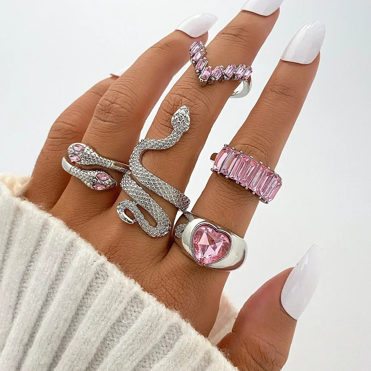 9Pcs/Set Vintage Gold Color Love Heart Butterfly Metal Rings Set for Women Simple  Assembly Rings Paty Jewelry Gift Accessries