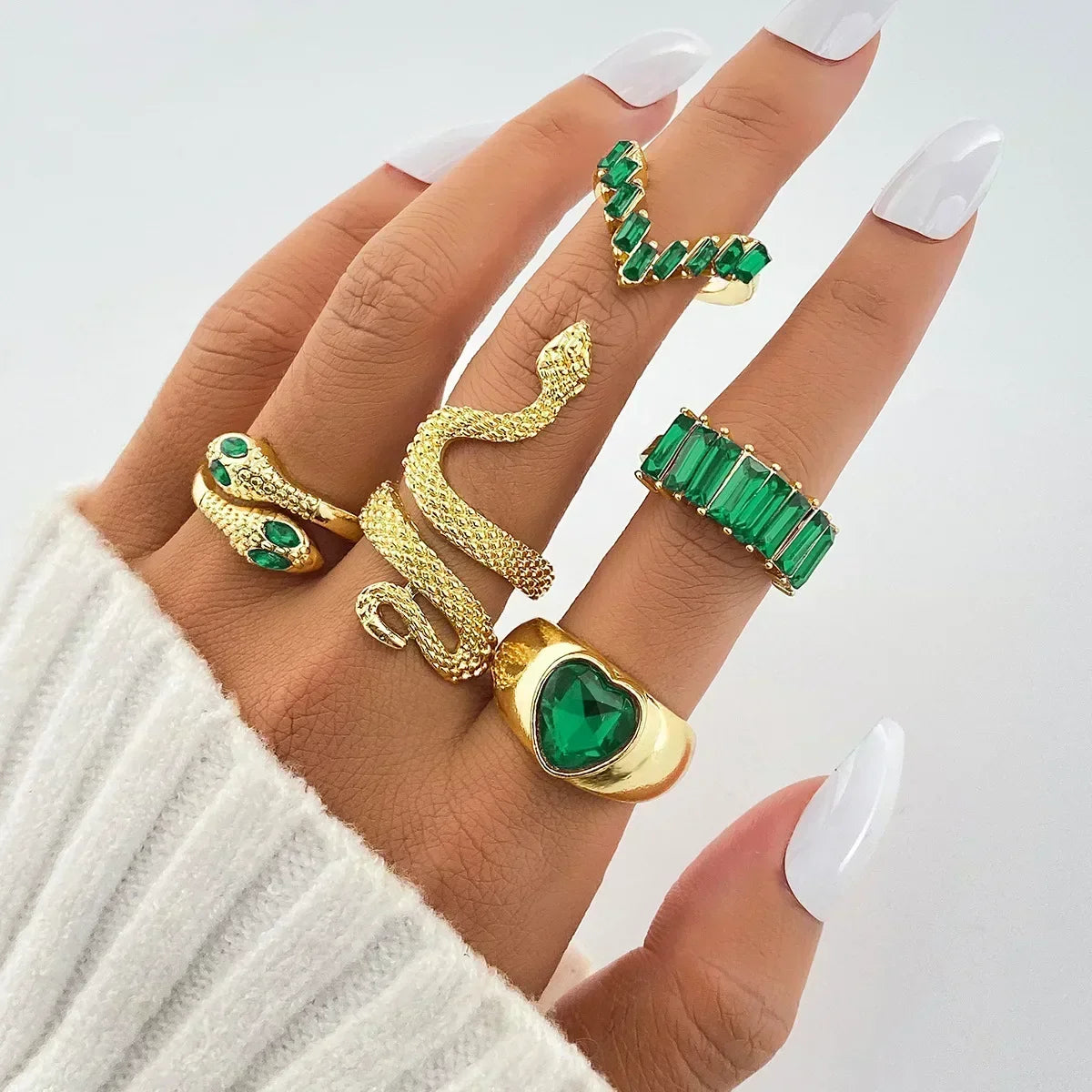 9Pcs/Set Vintage Gold Color Love Heart Butterfly Metal Rings Set for Women Simple  Assembly Rings Paty Jewelry Gift Accessries